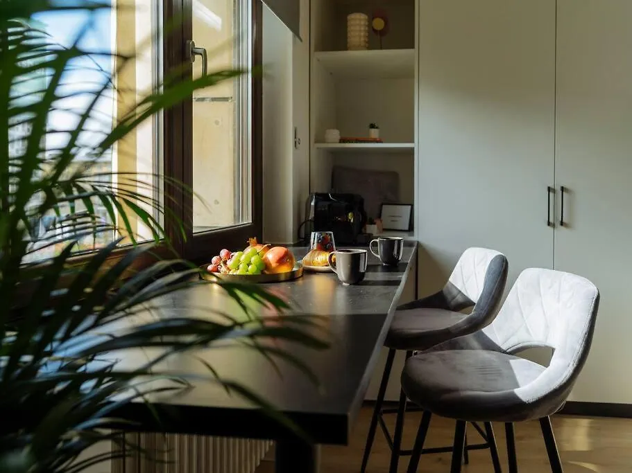Oasis Riverview - Old Town Bukarest